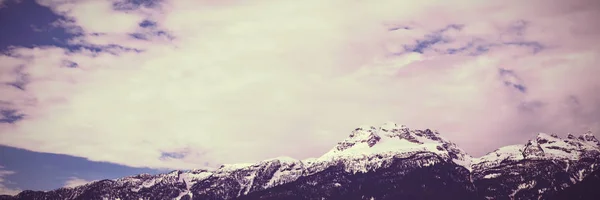 Blick Auf Verschneite Berge — Stockfoto