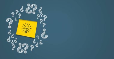 Fikir gri arka plan üzerinde soru işaretleri çevrili bir yazı üzerine dijital bileşik
