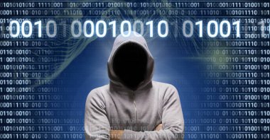 Anonim hacker bilgisayar kodu ikili arayüzü ile dijital bileşik