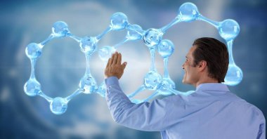 Hafif arayüzü dokunmadan adamın dijital bileşik