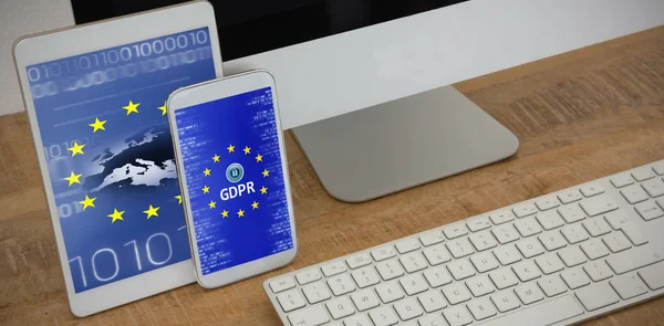 Varios Aparatos Electrónicos Mesa Contra Unión Europea Bloqueado Gdpr — Foto de Stock