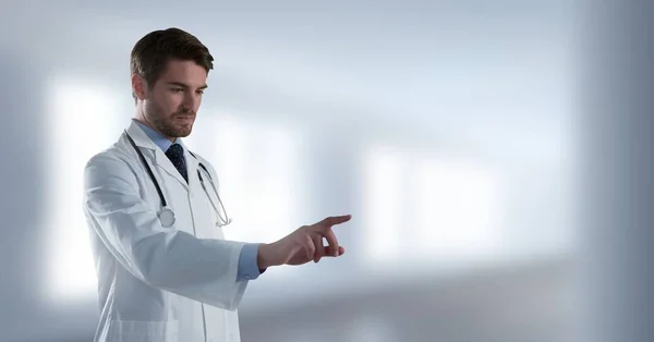 Compuesto Digital Doctor Masculino Que Interactúa Con Tacto Del Aire — Foto de Stock