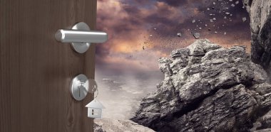 Dijital uçurumdan aşağı çökmesini rock karşı evin anahtarı ile kahverengi kapı görüntüsü oluşturulan