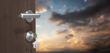 Mavi ve turuncu gökyüzü bulutlu karşı evin anahtarı ile kahverengi kapı dijital olarak oluşturulan görüntü