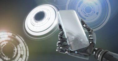 Robot android el telefon ve Glowing daire teknoloji arabirimi tutarak dijital bileşik