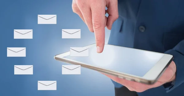 Composto Digital Mensagens Envelope Carta Mão Usando Tablet — Fotografia de Stock