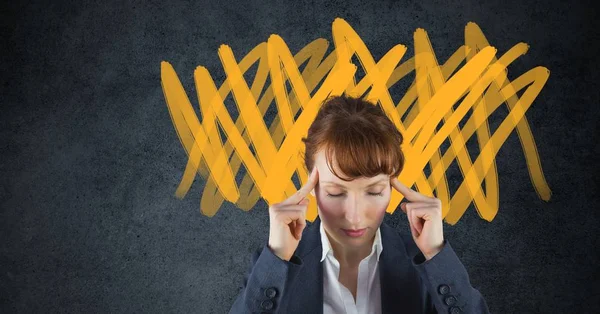 Цифровая Композиция Стрессовой Головной Боли Женщины Желтыми Каракулями Сером Фоне — стоковое фото
