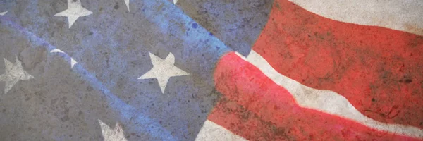 Zbliżenie Amerykańską Flagę Drewnianym Stole — Zdjęcie stockowe