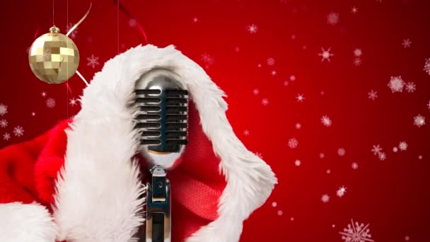Animation Retro Silver Microphone Santa Hat Snowflakes Falling Christmas Decorations — Stock Video