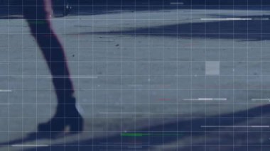 Önplanda beyaz ızgara, çizgiler ve kareler ile yoğun şehir caddesini hızla geçen yolcuların animasyonu