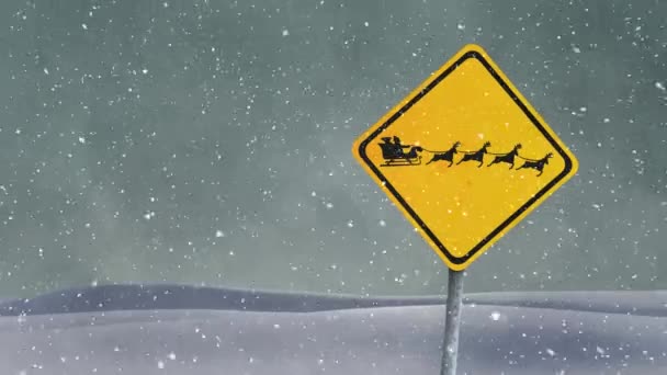 Animatie Van Sneeuwval Geel Verkeersbord Met Santa Slee Wordt Getrokken — Stockvideo