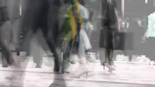 Анімація Людей Ходять Міській Вулиці Швидкому Русі — стокове відео