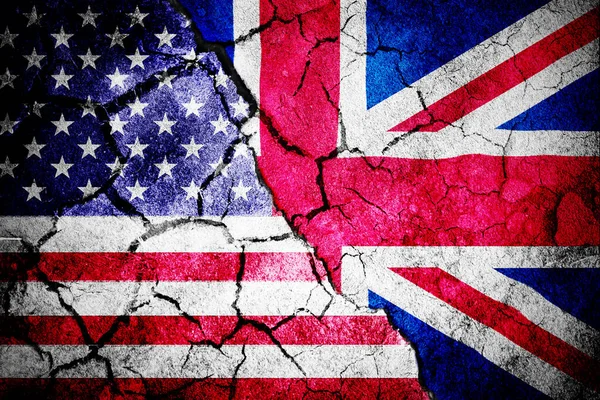 デジタル生成された米国の国旗に対する英国国旗 — ストック写真