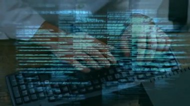 Arkaplanda bilgisayar klavyesinde yazı yazan meşgul bir bilim adamıyla veri işleme animasyonu