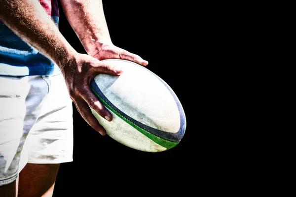 Rugby Speler Tegen Zwarte Achtergrond — Stockfoto