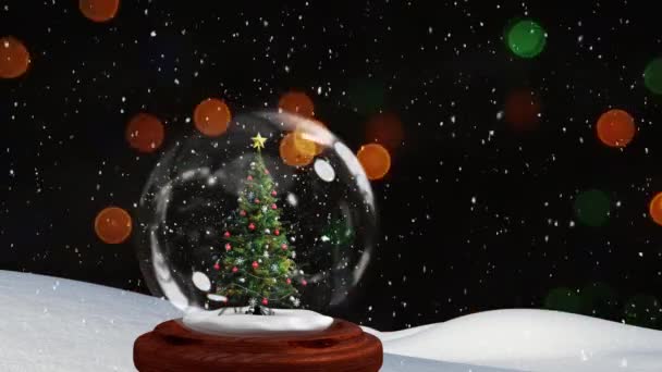 クリスマスツリーの内側と雪が暗い背景にちらつきの光で落ちるクリスマスの雪の地球のアニメーション — ストック動画