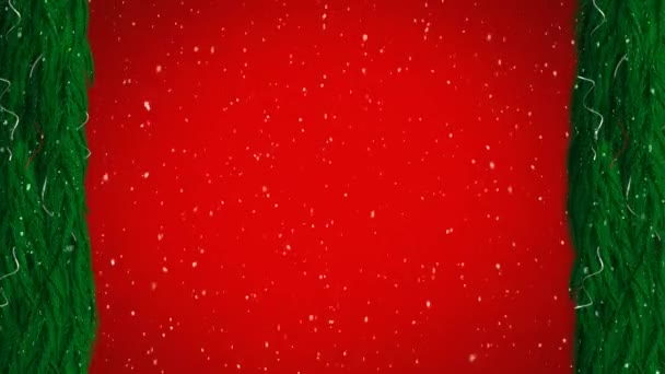 Анимация Выпадения Снега Зелеными Елочными Украшениями Красным Фоном — стоковое видео