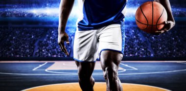 Basketbolcuya karşı basketbol sahası