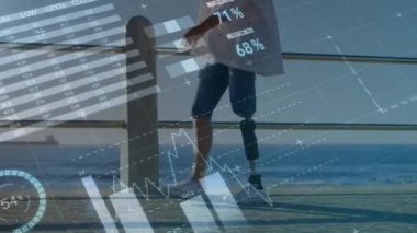 Sahilde yürüyen protez kadın istatistiklerinin canlandırması