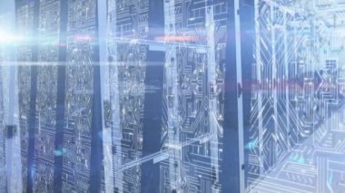 Yüzeyde beyaz ışık izleri akan bir sunucu odasında bilgisayar sunucuları ağından akan veri işleme ve dijital bilginin animasyonu.