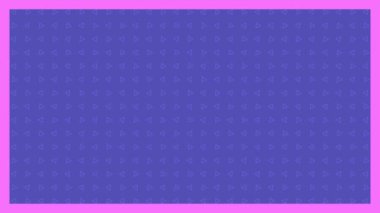 Pembe çerçeveli mor arkaplan üzerinde hareket eden mor soyut şekillerin birden fazla satırının kusursuz döngüsünün animasyonu. Tekrarlama ve düzen kavramı.