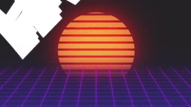 Mor ızrak üzerinde mor ve pembe metalik harflerle yazılmış eski video oyunu ekranının animasyonu pürüzsüz bir döngü ve koyu arkaplanda parlayan güneş şeklinde hareket ediyor.