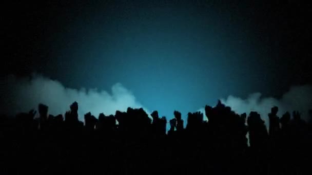 Animacja Osób Dopingujących Ramionami Powietrzu Sylwetce Szybkim Ruchu Chmurą Dymu — Wideo stockowe