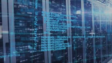 Bilgi işleme ve dijital bilginin animasyonu bir sunucu odasındaki bilgisayar sunucu ağında yüzey üzerinde ışık izleri parlayarak akıyor.. 