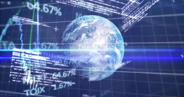 Borsa görüntülerinin kırmızı, mavi ve yeşil borsa işaretleri ve grafikleriyle canlandırılması, borsada fiyatların yükselmesi ve düşmesi, mavi arka planda ikili kodlama.