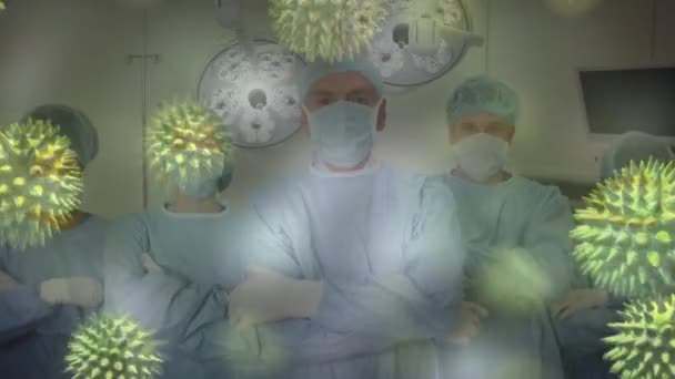 매크로 코로나 바이러스 Covid 애니메이션 마스크를 수술실에서 줄지어 카메라를 의사들 — 비디오