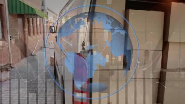 Animacja Doręczyciela Wsiadającego Samochodu Uścisk Dłoni Seniorem Ciężarówką Wypełnioną Kartonowymi — Wideo stockowe
