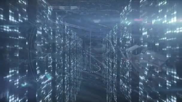 Animation du paysage urbain sur le traitement des données et l'information numérique circulant à travers le réseau de serveurs informatiques dans une salle de serveurs avec des pistes lumineuses clignotantes à la surface . 