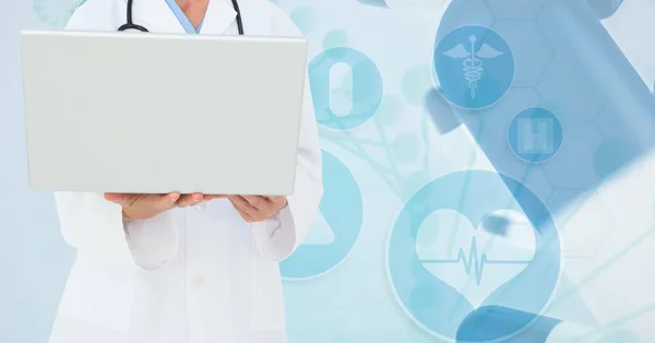 Ilustração Digital Médico Segurando Laptop Sobre Ícones Médicos Pílulas Médicas — Fotografia de Stock