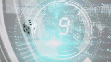 İstatistiklerin animasyonu, veri işleme, yükselen dairelerdeki sayılar, gri zeminde yuvarlanan beyaz zarlar. Coronavirus Covid-19 pandemik konsept dijital bileşik