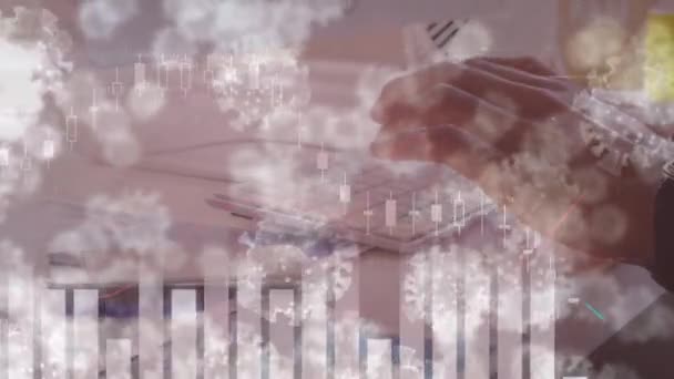 Grafikonok Statisztikák Animációja Makro Covid Cellákkal Amik Egy Billentyűzeten Ülő — Stock videók