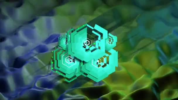 蓝色和绿色液体背景上出现的多个蓝色多面体的动画 电子游戏屏幕数码界面概念数码构图 — 图库视频影像