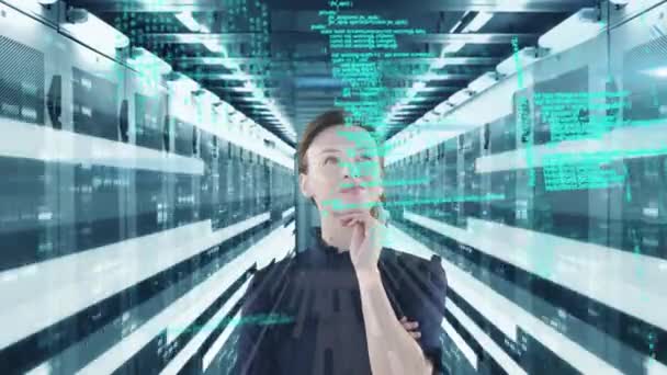 Animación Una Mujer Caucásica Reflexiva Pensando Datos Números Flotando Concepto — Vídeo de stock