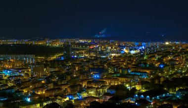 Çoğu Çek Cumhuriyeti - 15 Mart 2020: Çoğu şehrin evleri ve ışıkları