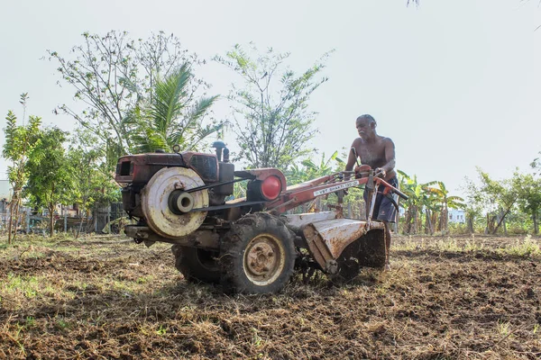 Gamle Perungalathur Chennai Indien April 2020 Framer Handing Mini Traktor — Stockfoto