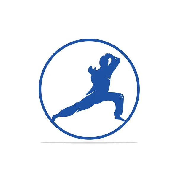 Karate Sport Logo Kampfkunst Silhouette Vektor Kampf Sport Logo Design — Stockvektor