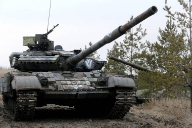 Ukrayna cephesinde tanklar