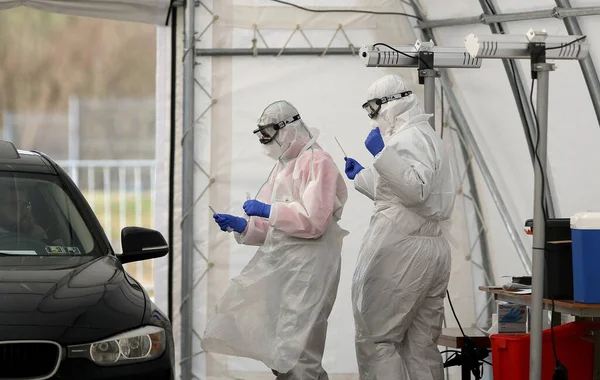 Coronavirus veya COVID 19, bir çadır testi, bir leke testidir. Kaunas şehri, Litvanya