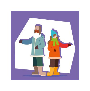 Kışlık elbiseli çiftin romantik sahnesi