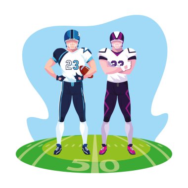 Stadyum çimlerinde Amerikan futbolu oynayan erkekler.