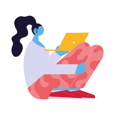 Bilgisayarda bağlanan kadın