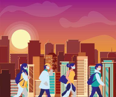 Şehirdeki insanlar yüz maskesi takıyor.