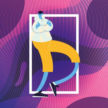 Adam tarzıyla yürüyor ve dans ediyor.