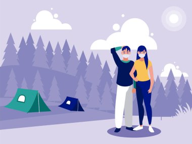 Kamp çadırı tasarımı olan bir kadın ve adam manzaranın önünde.