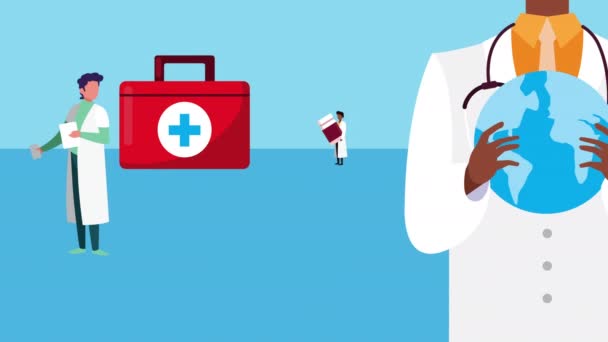 Lekarze profesjonalny personel z ikonami medycznymi — Wideo stockowe