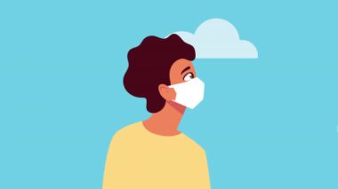 Adam Covid19 için yüz maskesi kullanıyor.